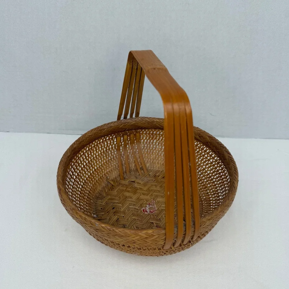 Vintage Woven Bamboo Basket Round Arched Handle Star Base Brown 8.5 Inch